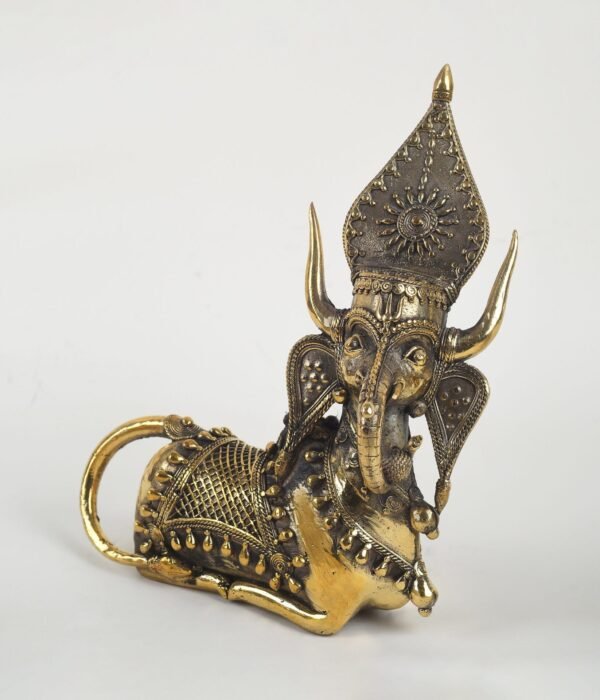 Shiv Nandi im Ganesh-Kopf