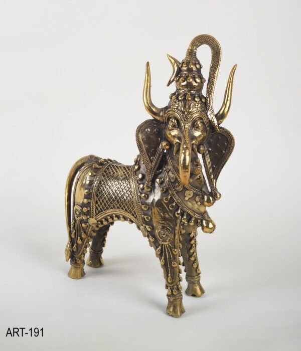 Shiv Nandi in Ganesh-Kopfstatue