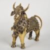 Stehende Nandi-Statue aus Messing