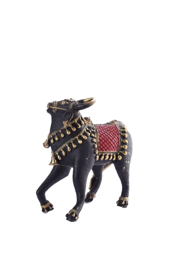 Shiv Nandi in schwarzer oder roter Farbe