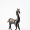 Antikes Pferd in schwarzer Farbe