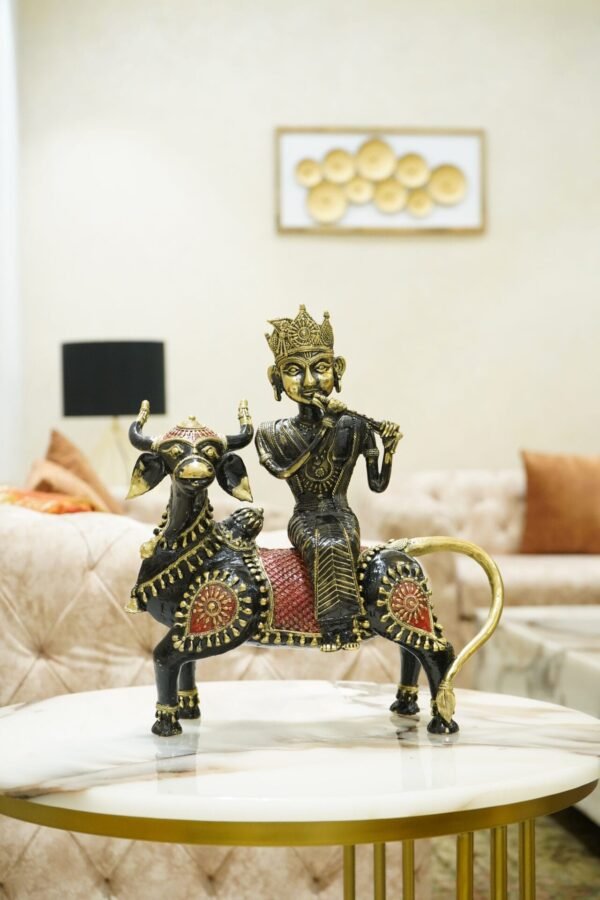 Lord Krishna in der Kuh