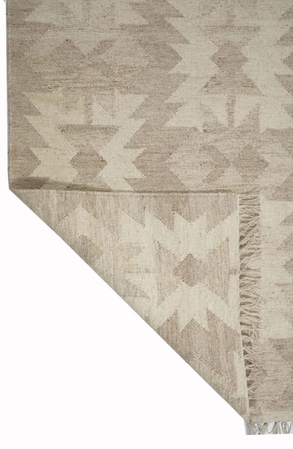 Sandhya Beige handgewebter Wollteppich