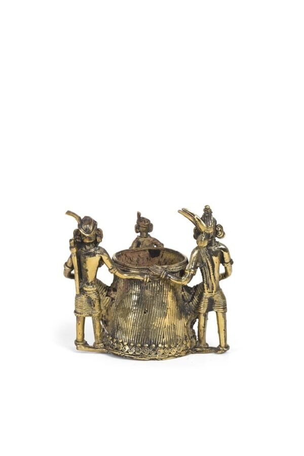 Three Figure Penstand