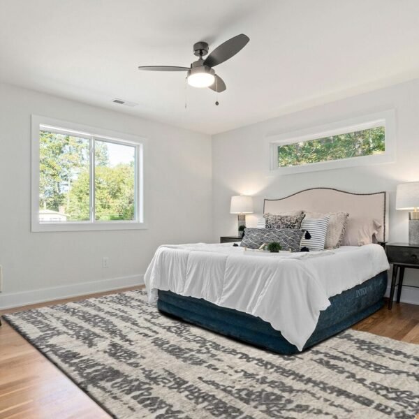 Hand Knotted Woolen Carpets