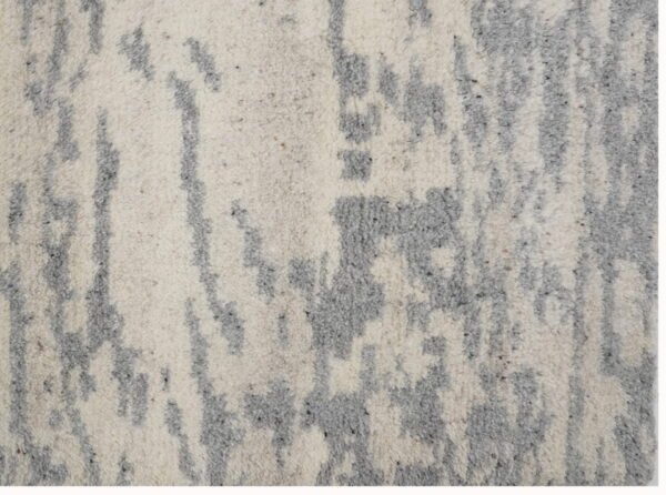 Hand Knotted Woolen Carpets