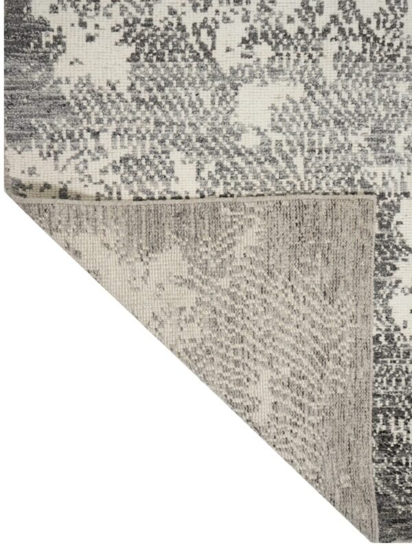 Hand Knotted Woolen Carpets