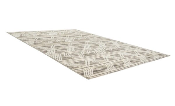 Hand Knotted Woolen Carpets