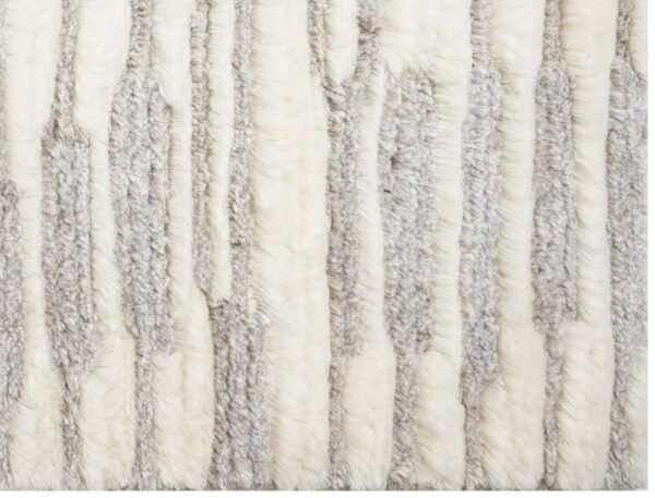 Hand Knotted Woolen Carpets
