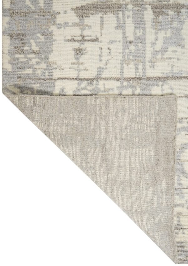 Hand Knotted Woolen Carpets