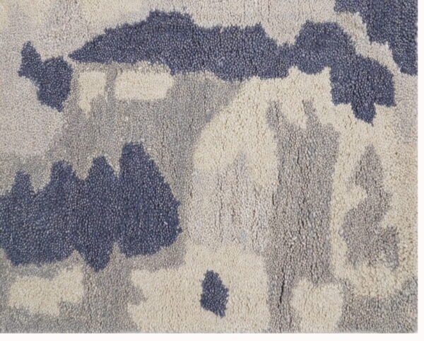 Neel Dhara Hand Tufted Woolen Carpets