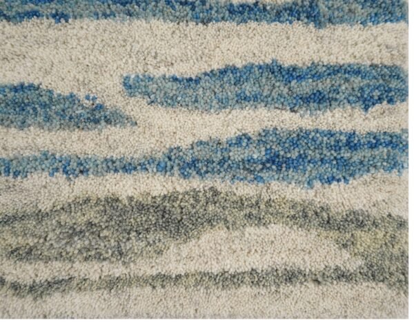 Cascade Flow Hand Tufted Broadloom Roll Carpets