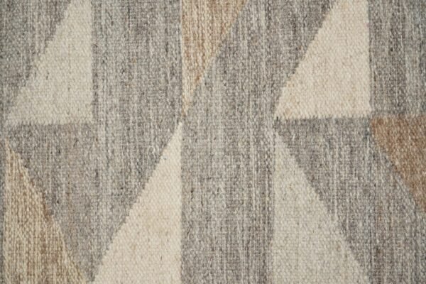 Zayn Kilim Hand Woven Woolen Rug