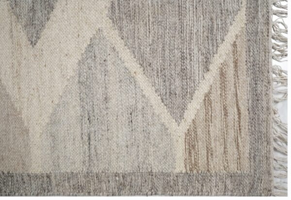 Sundar Kilim Hand Woven Woolen Rug