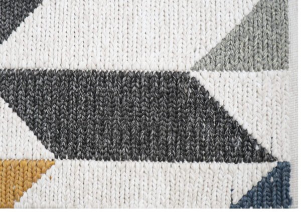 Chevron Haven Hand Woven Polypropylene Rug