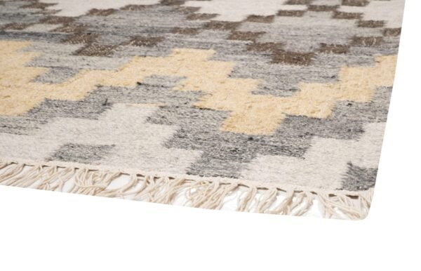 Arav Kilim Hand Woven Woolen Rug