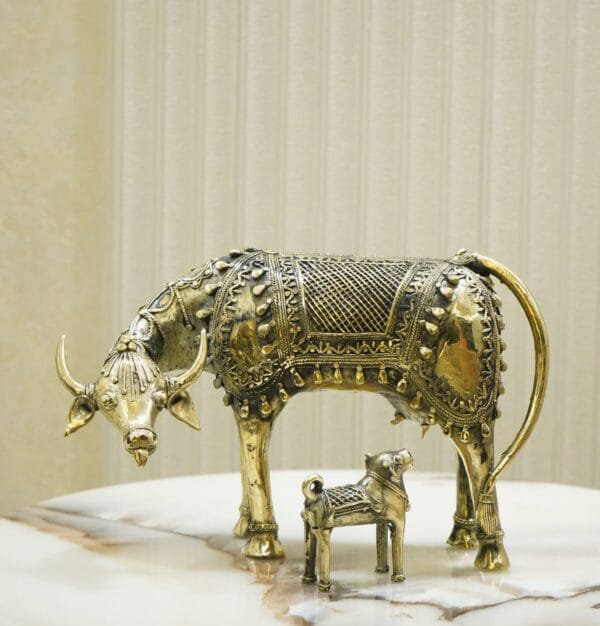 Dhokra Cow and Calf Statue