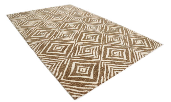 Mridula Chakra Hand Tufted Woolen Carpets